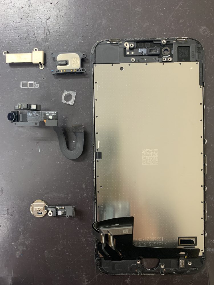 iPhone8画面修理過程