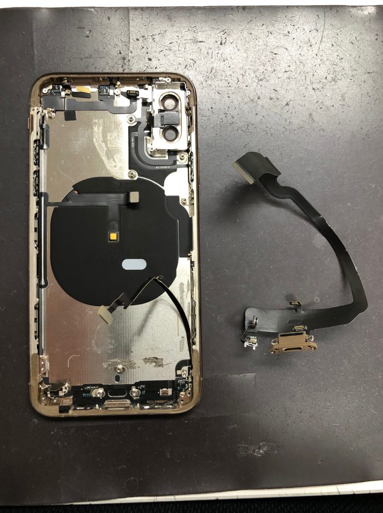 iPhoneXS 　修理
