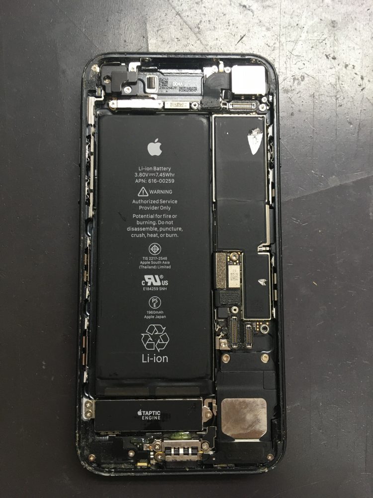 iPhone7　カメラ　修理